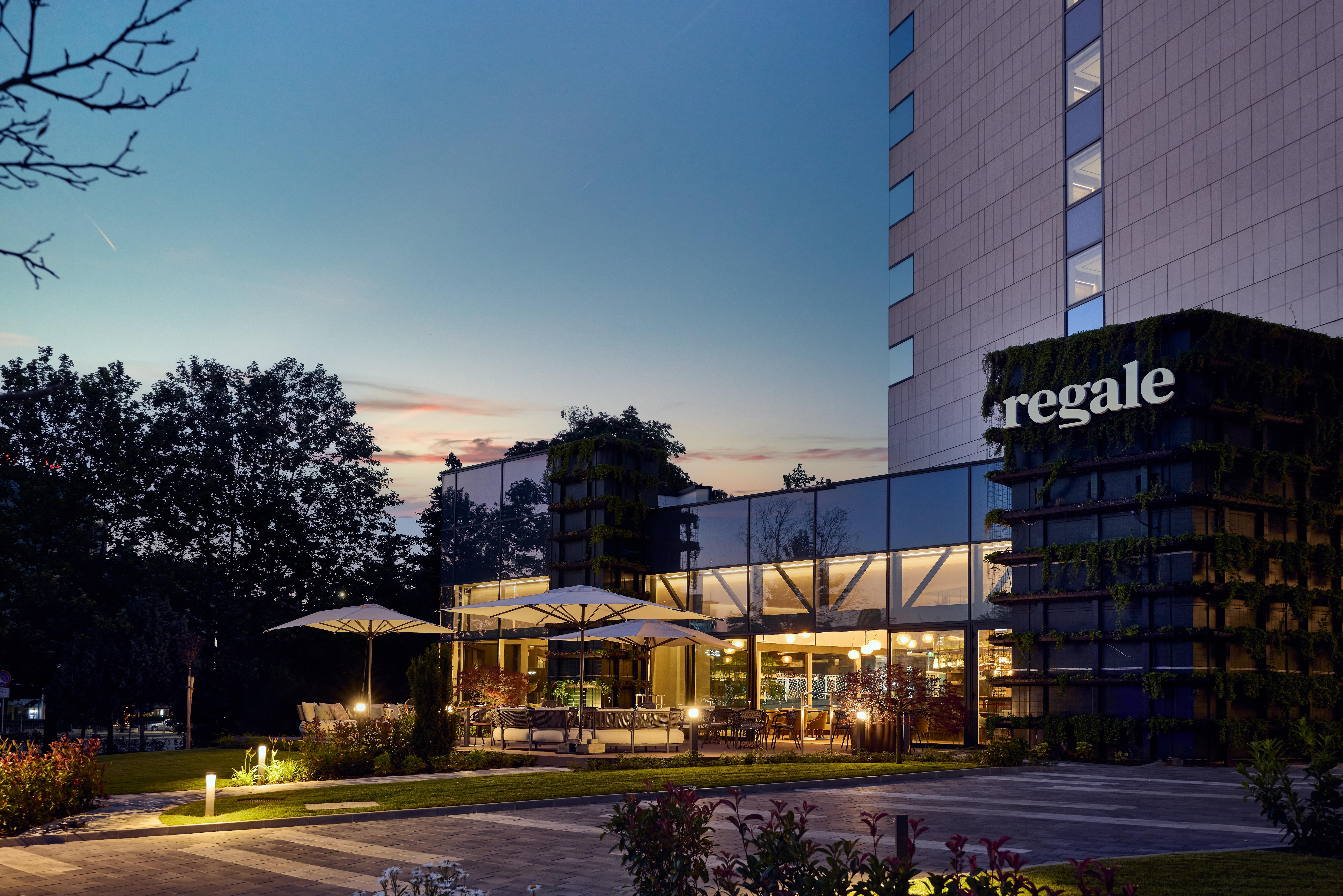 Hilton Sofia Hotell Exteriör bild